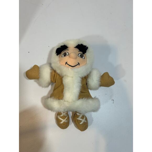 Disney Store It's A Small World Alaska Boy Plush - Picture 1 of 4
